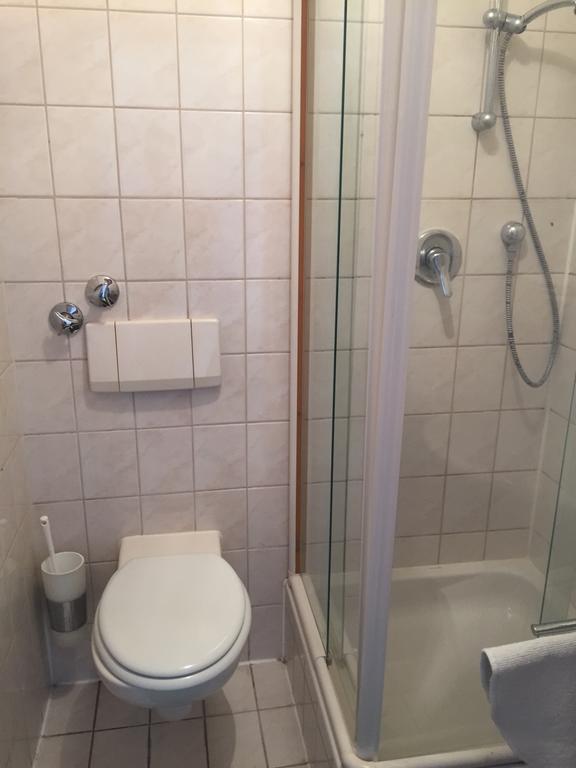 Motels21 Sersheim Rum bild