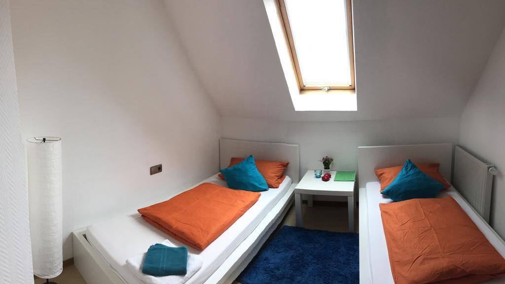 Motels21 Sersheim Rum bild