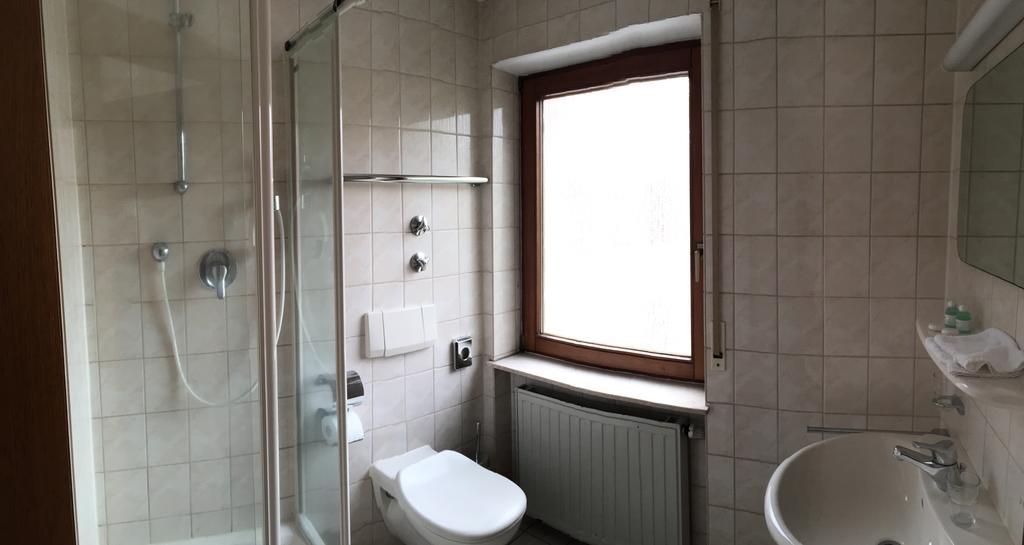 Motels21 Sersheim Rum bild