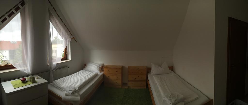 Motels21 Sersheim Rum bild